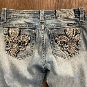 Miss Me Signature Cuff Capri